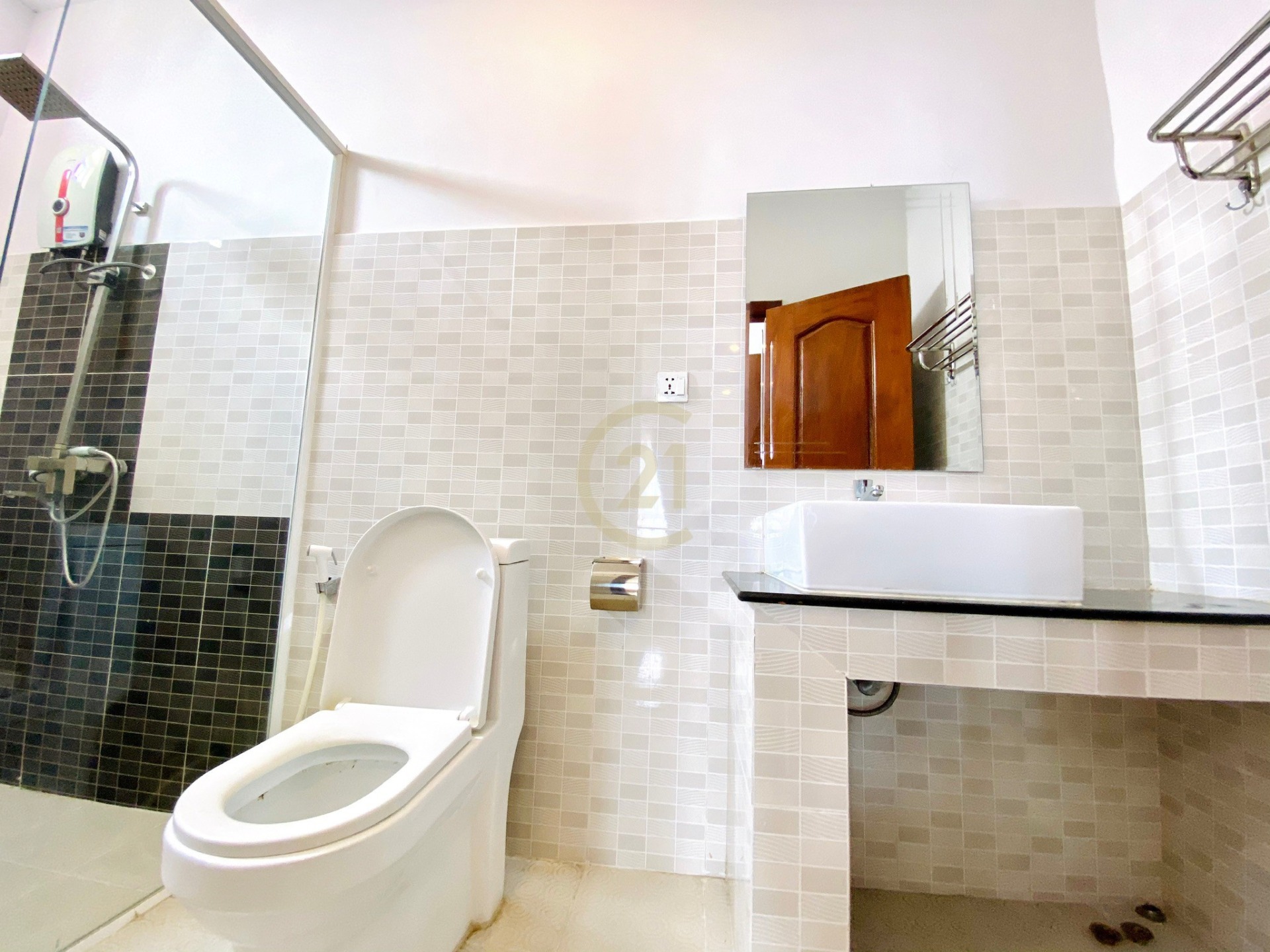 Modern Two bedroom for rent at Boeng Trobaek