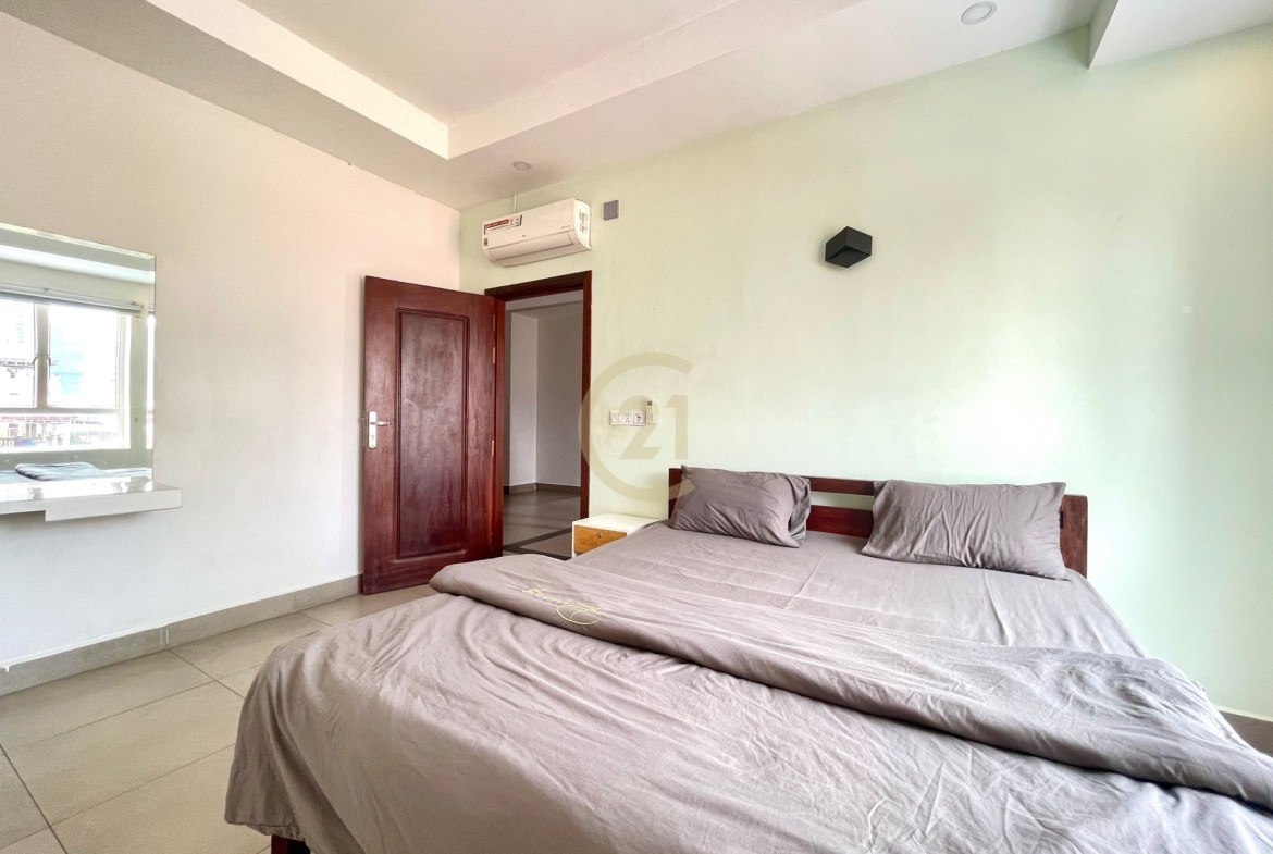 Nice 2 bedroom for rent at BKK3
