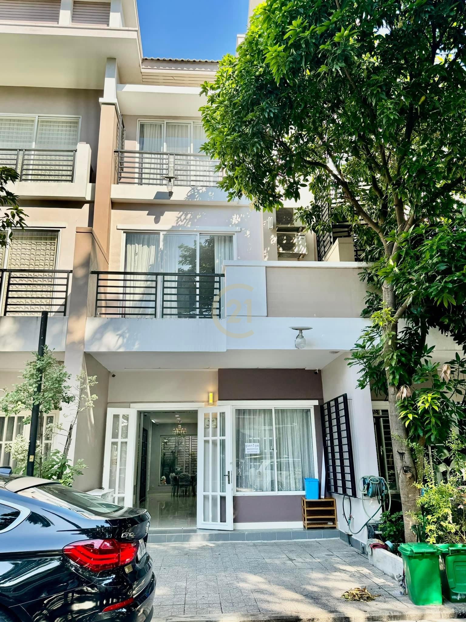 EAF6B768-A59A-4A68-AA90-5577E21EAAE8 Beautiful Shophouse For Rent Located Peng Hout Beong Snor