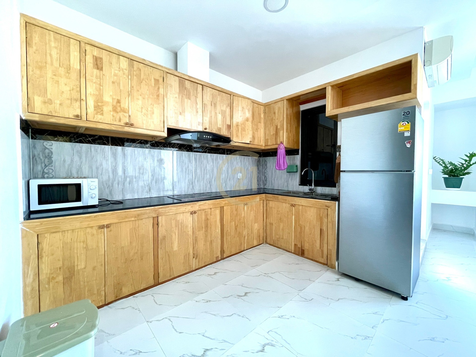 Brand new one bedroom for rent at Toul tom poung