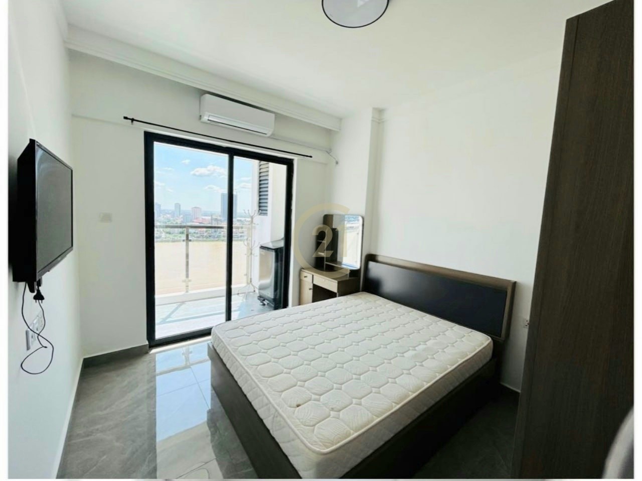 Brand new one bedroom for rent at Riverside