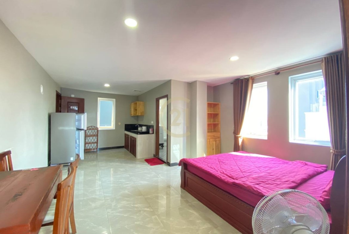 Two bedroom for rent at Wat phnom
