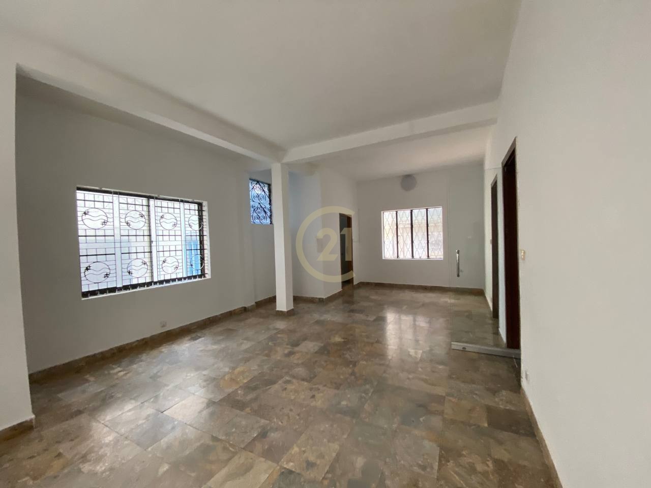 Villa Available In Tonle Bassac Land On Main Road