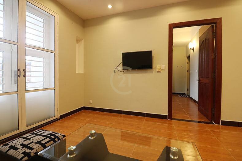 Two-bedroom for rent at Bkk3