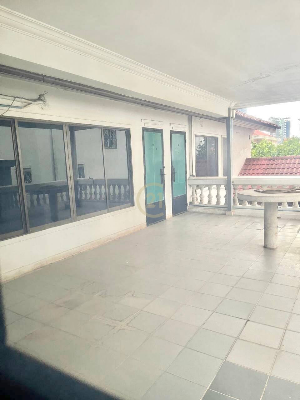 Villa Available In Beaong Reang