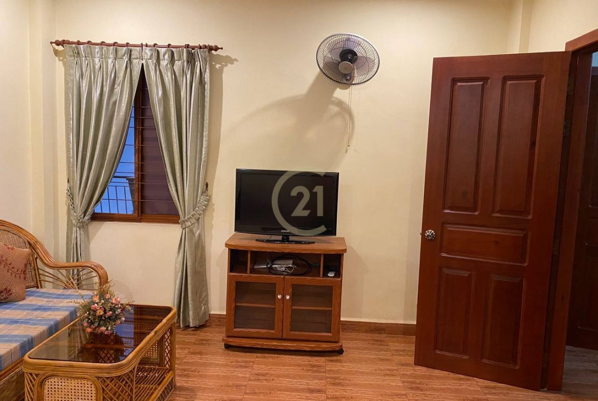 One Bedroom For Rent At Daun Penh