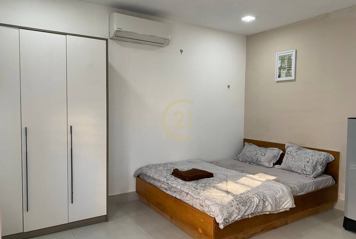 Studio for rent at Aeon1