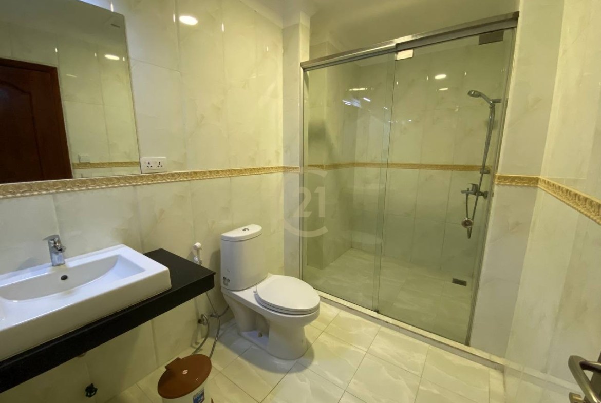 Two bedroom for rent at Russian Market