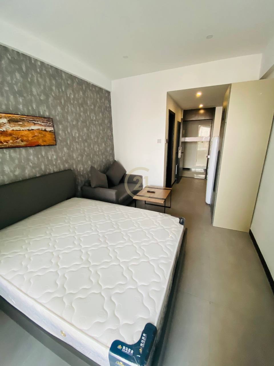 Studio Amenities & Facilities BKK 1
