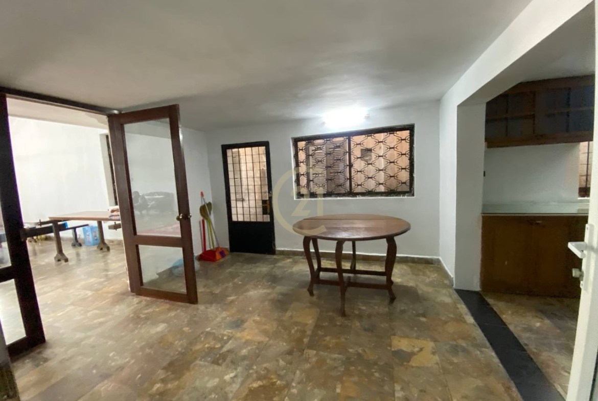 Villa Available In Tonle Bassac Land On Main Road