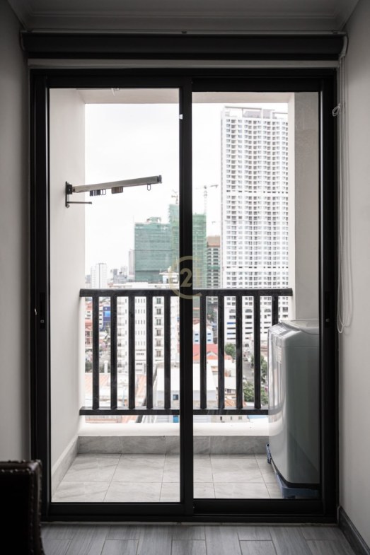 Modern 1-Bedroom for rent at Bkk3