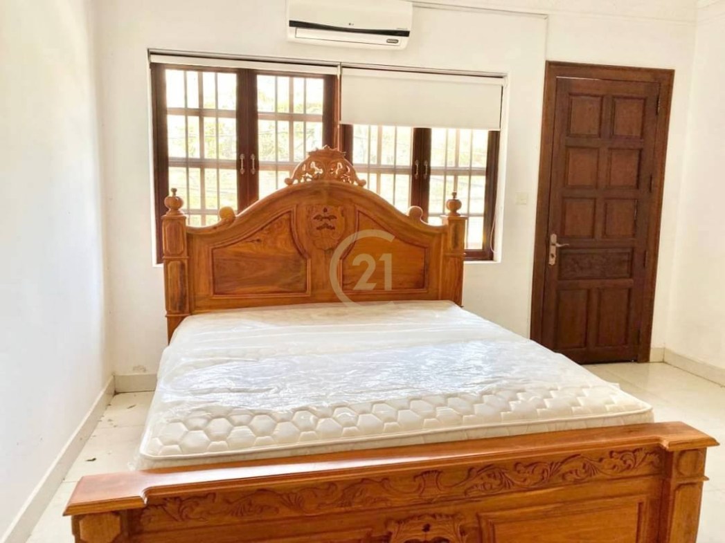 Villa Available With Fully Furnished In Beaong Reang
