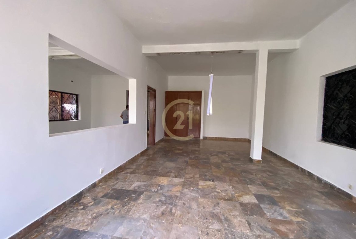 Villa Available In Tonle Bassac Land On Main Road