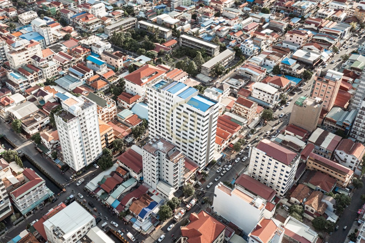 Modern 1-Bedroom for rent at Bkk3