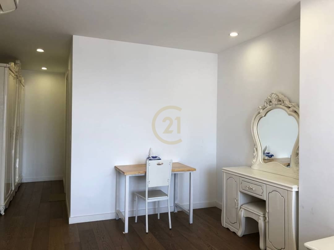 2 Bedroom Apartment Available Koh Pich Area