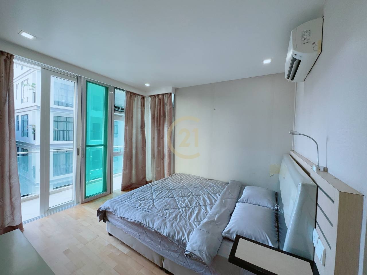 Bigger Two Bedroom For Rent BKK1
