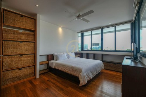 WESTERN TWO BEDROOM FOR RENT