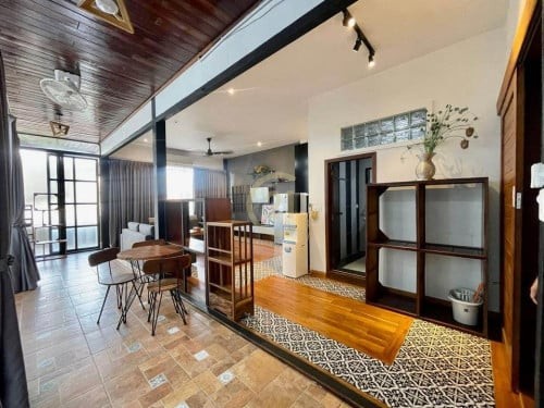 WESTERN TWO BEDROOM FOR RENT