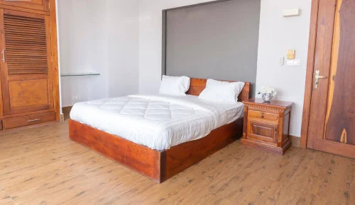 WESTERN ONE BEDROOM FOR RENT