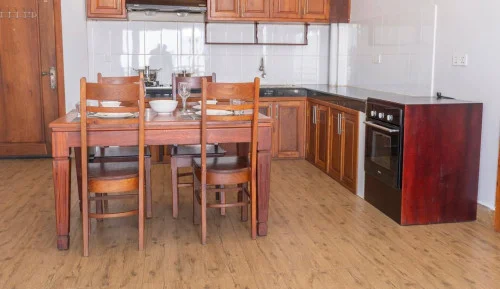 WESTERN ONE BEDROOM FOR RENT