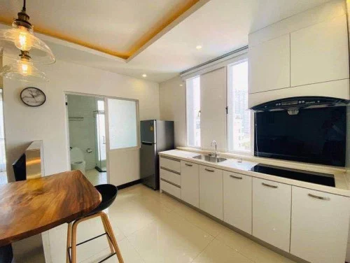 MODERN ONE BEDROOM FOR RENT