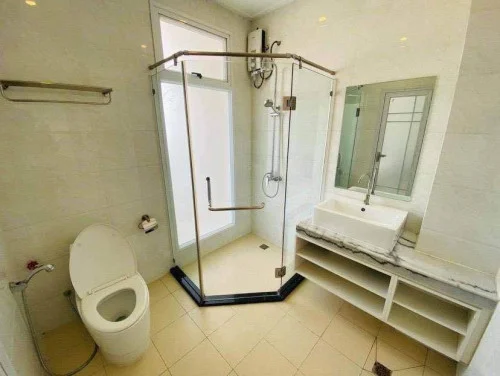 MODERN ONE BEDROOM FOR RENT