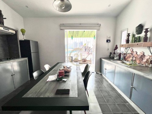 RENOVATE TWO BEDROOM FOR RENT