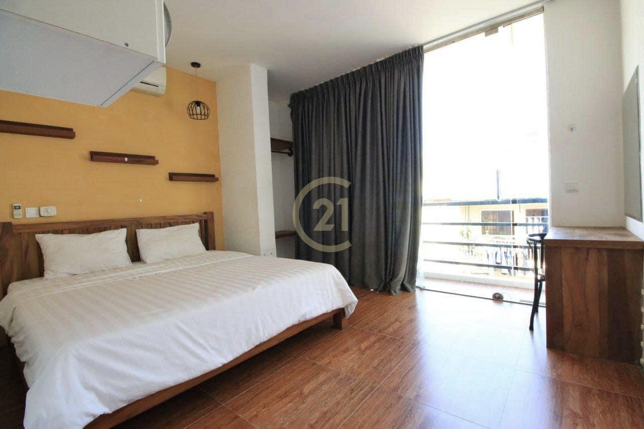 WESTERN ONE BEDROOM FOR RENT