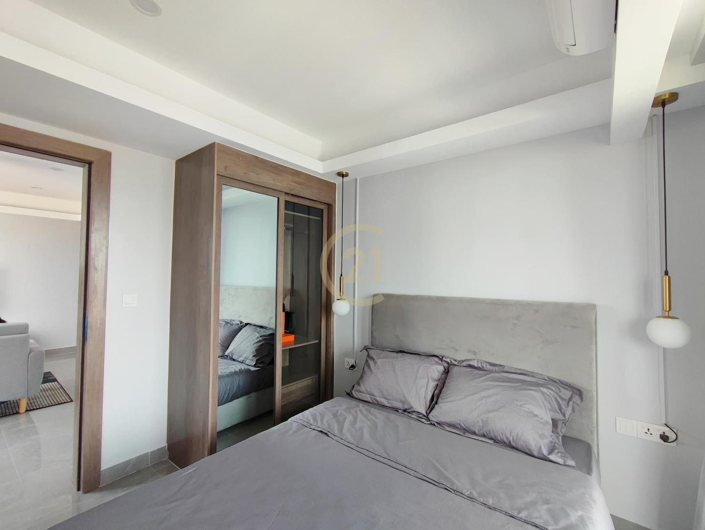 MODERN ONE BEDROOM FOR RENT