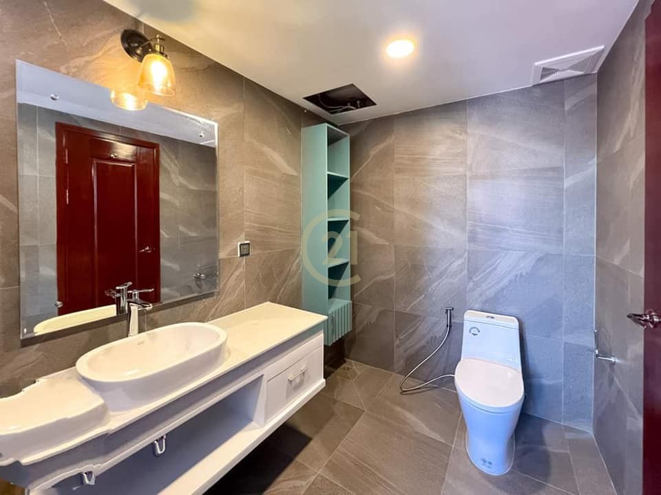 SPACIOUS ONE BEDROOM FOR RENT