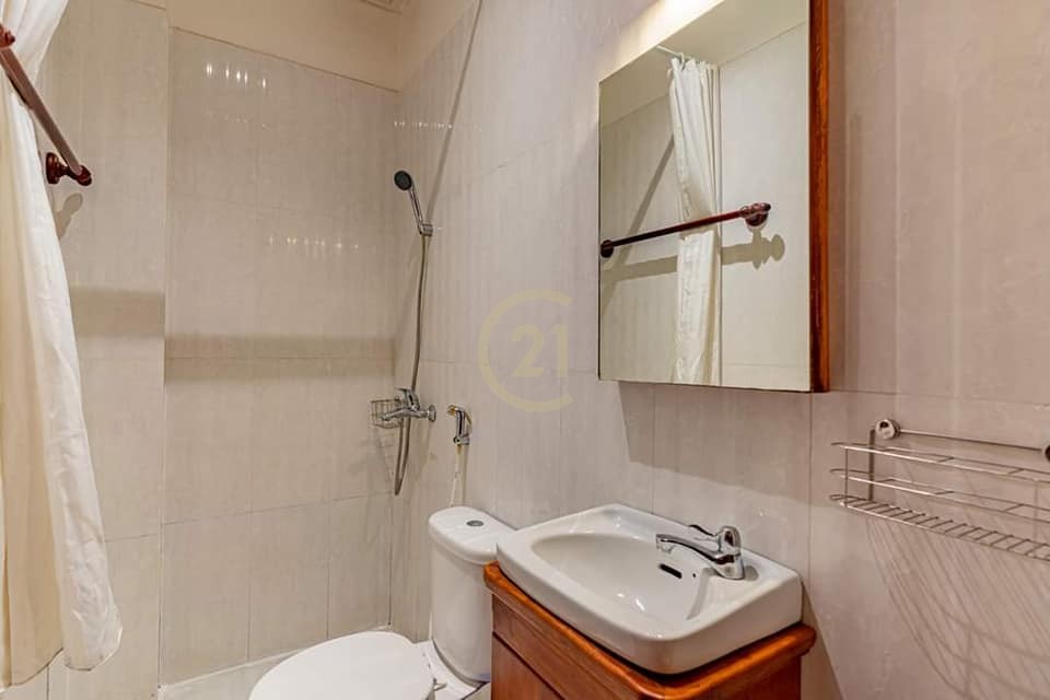 WOODEN TWO BEDROOM FOR RENT
