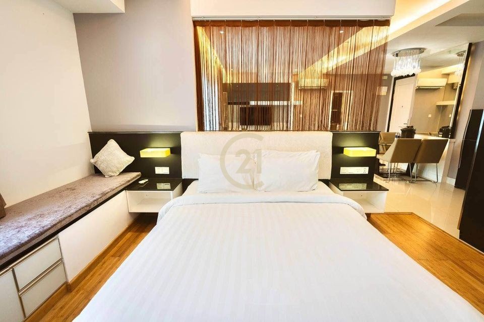 WESTERN TWO BEDROOM FOR RENT