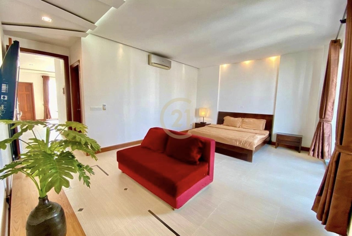 CLASSIC TWO BEDROOM FOR RENT