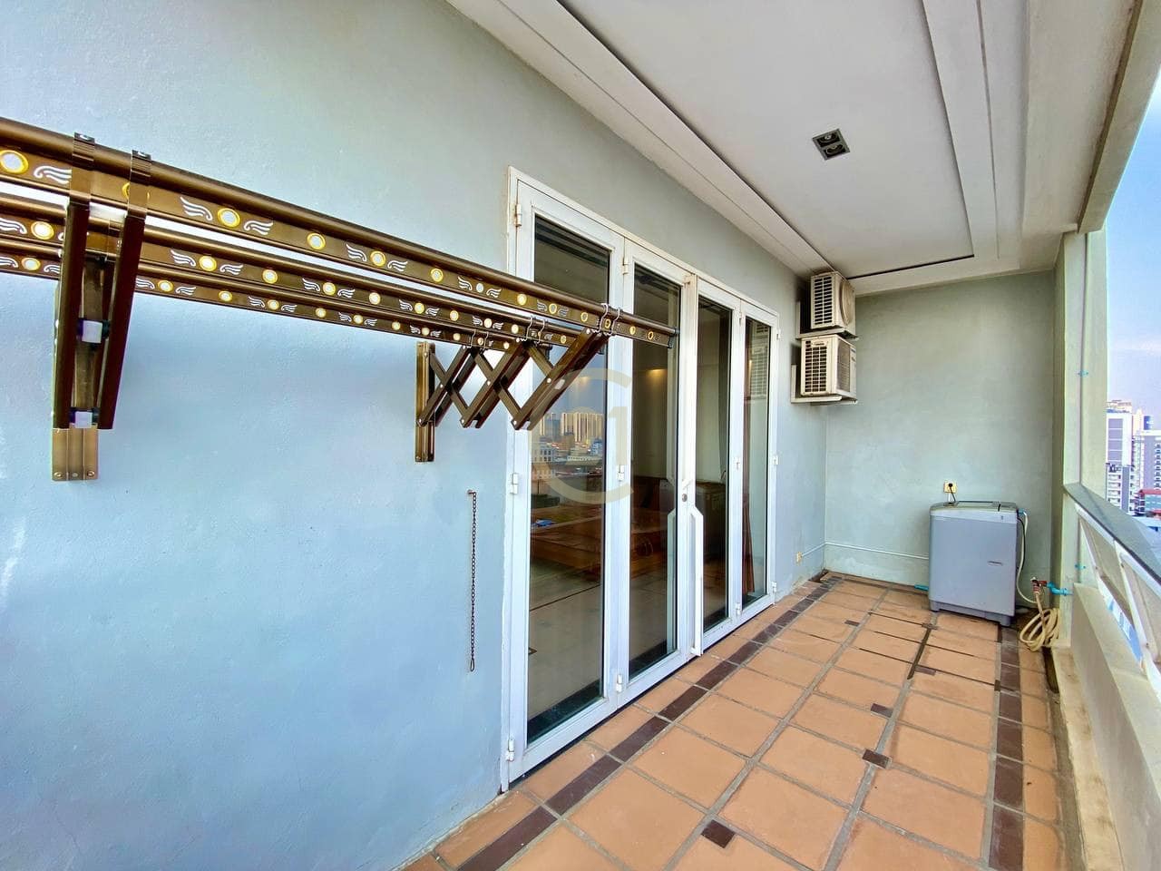 429566086_768941901960209_870440097352081311_n CLASSIC TWO BEDROOM FOR RENT