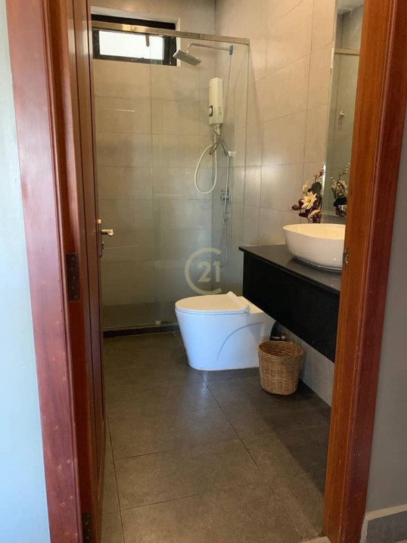 WESTERN ONE BEDROOM FOR RENT