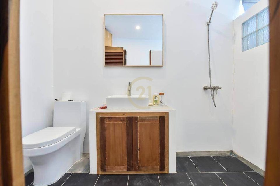 RENOVATE THREE BEDROOM FOR RENT