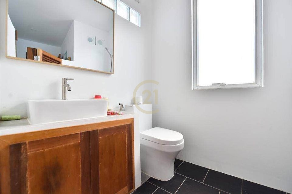 RENOVATE THREE BEDROOM FOR RENT