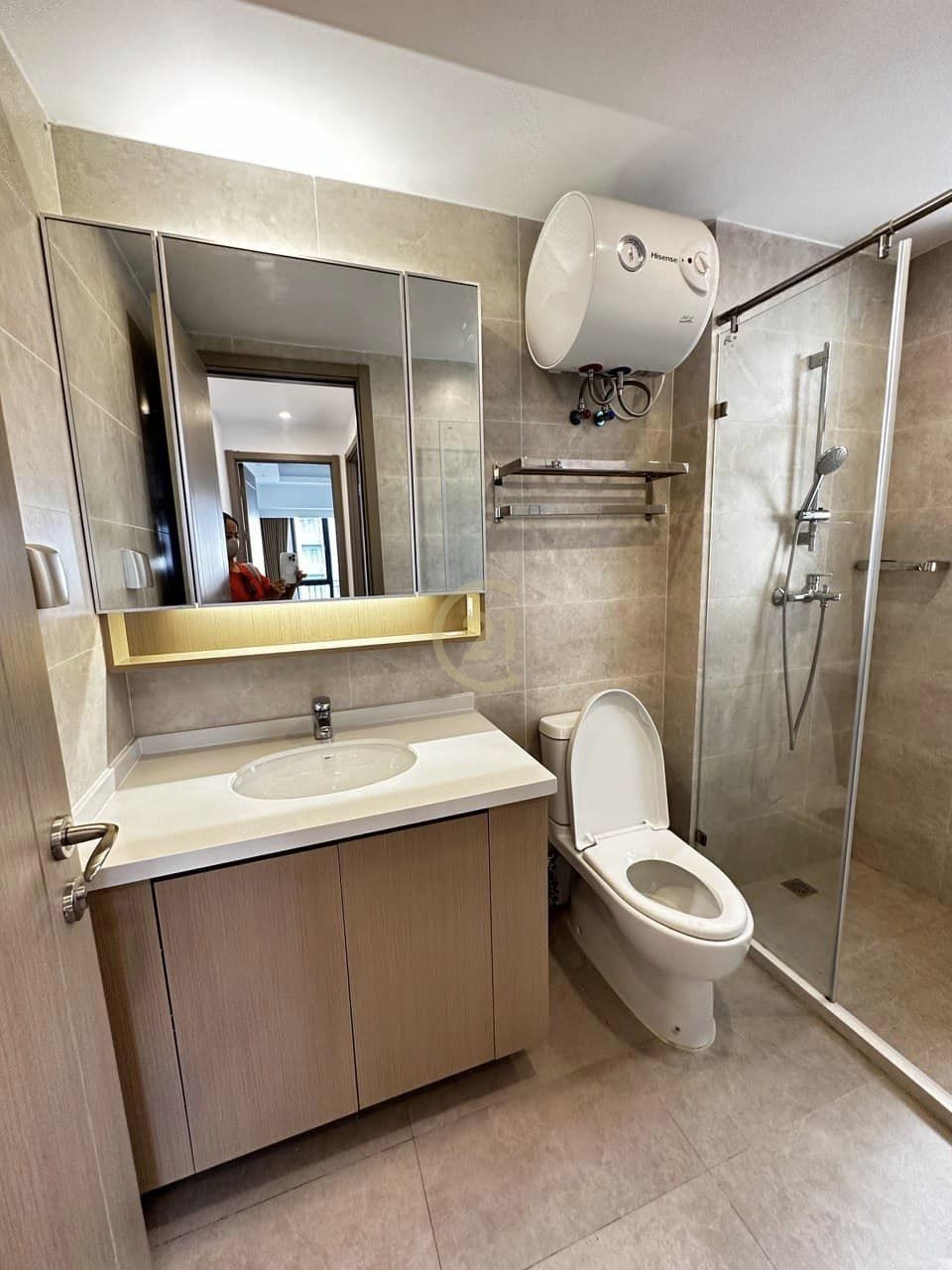 LUXERY TWO BEDROOM FOR RENT