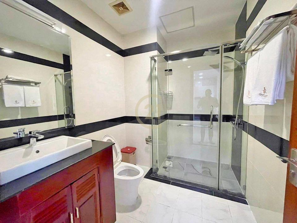 SPACIOUSE TWO BEDROOM FOR RENT