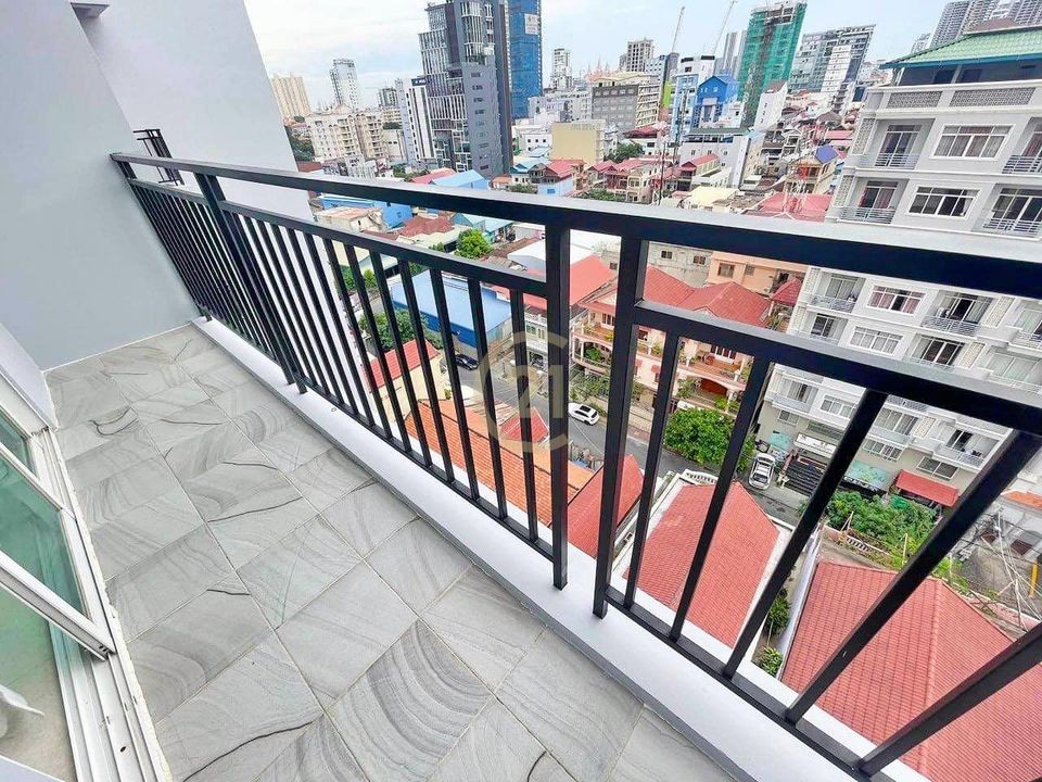 SPACIOUSE TWO BEDROOM FOR RENT