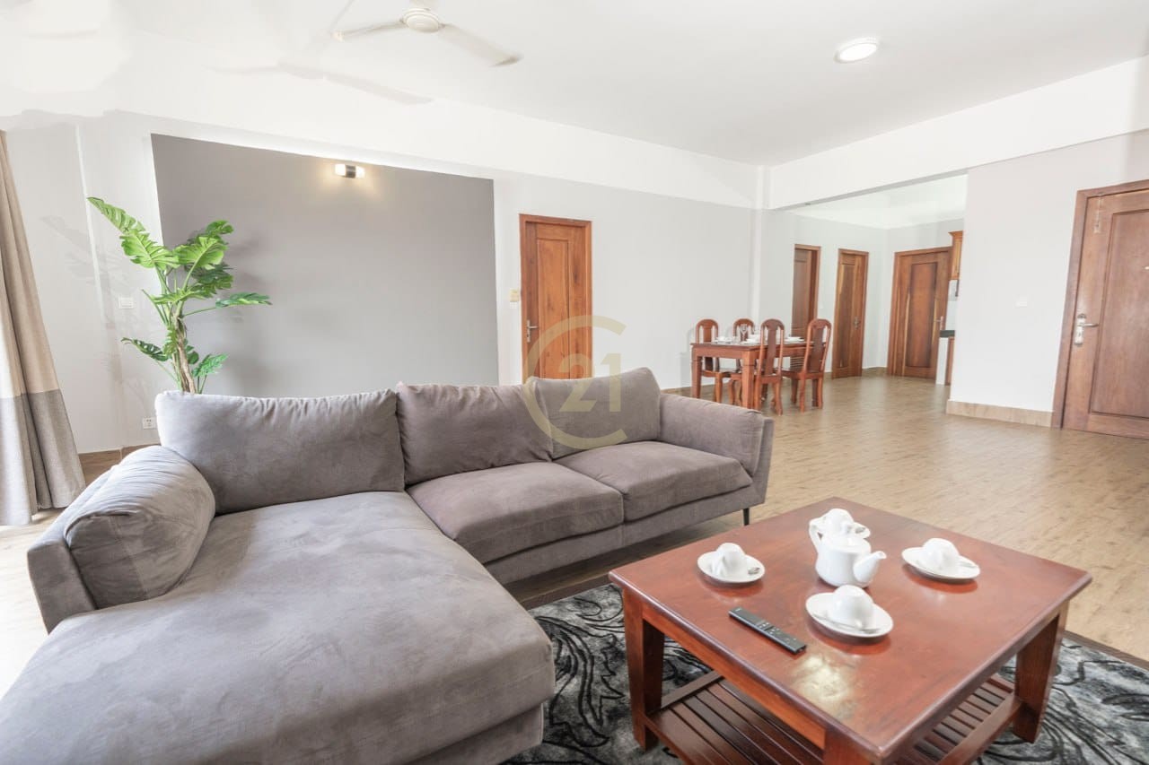 434095162_1455570298728894_2163928852618727197_n Three Bedroom Apartment For rent at TTP