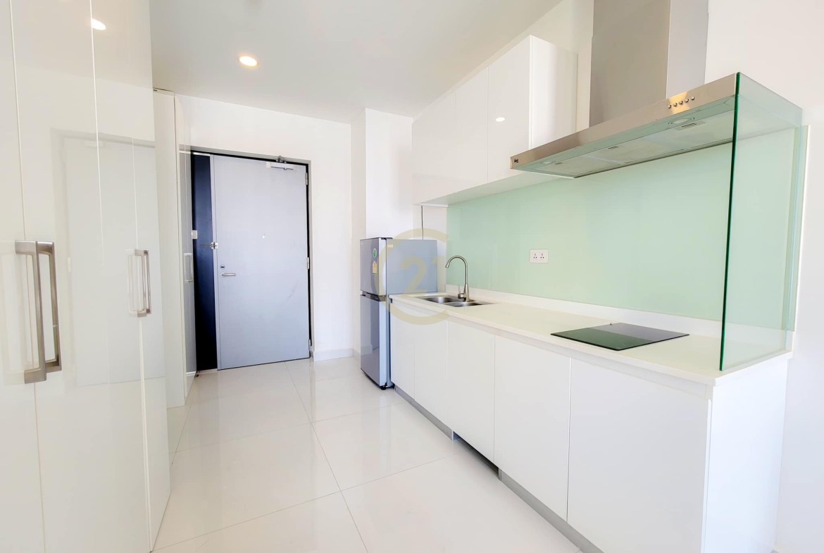 Modern Studio Apartment for rent at BKK1