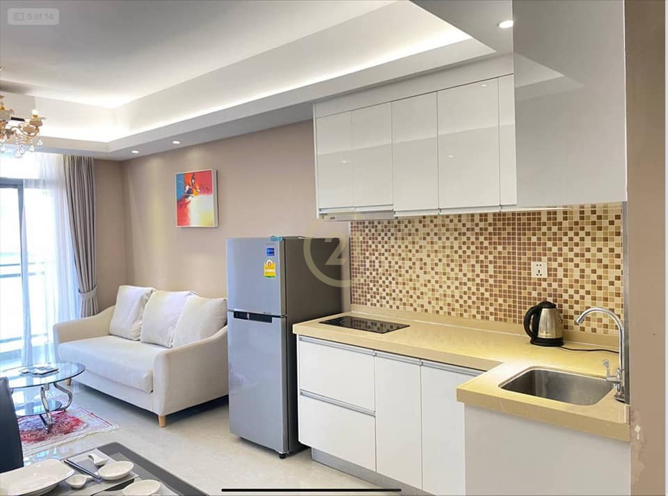 MODERN THREE BEDROOM FOR RENT