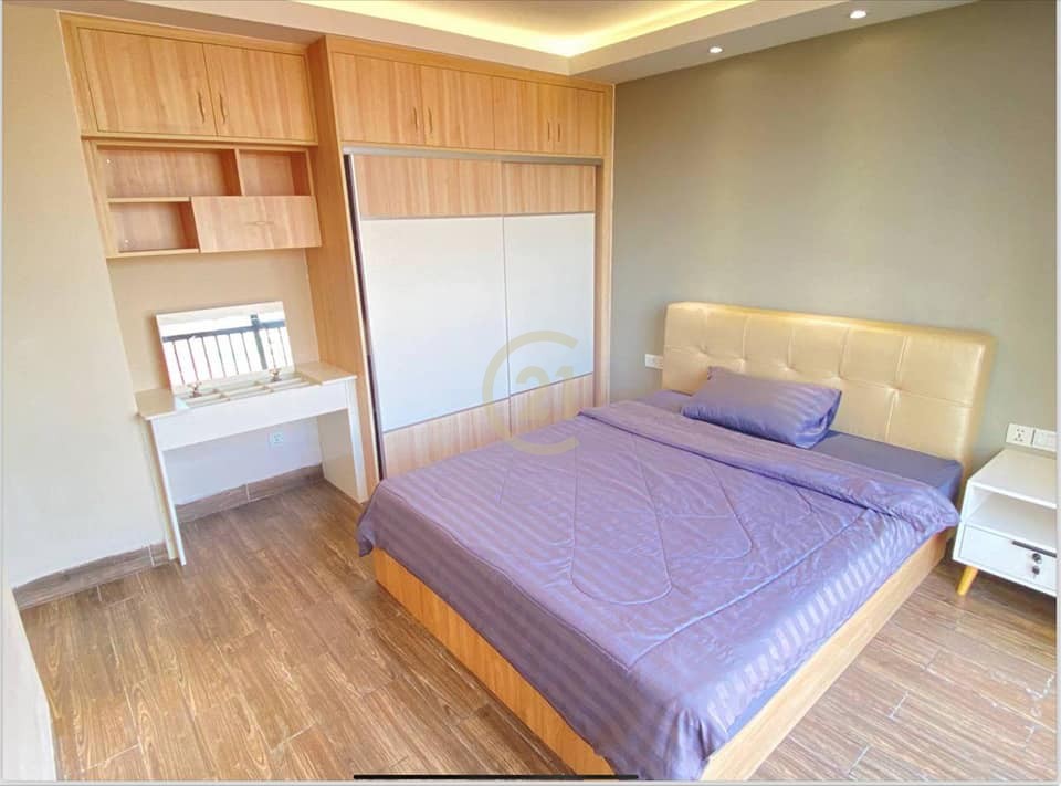 MODERN THREE BEDROOM FOR RENT