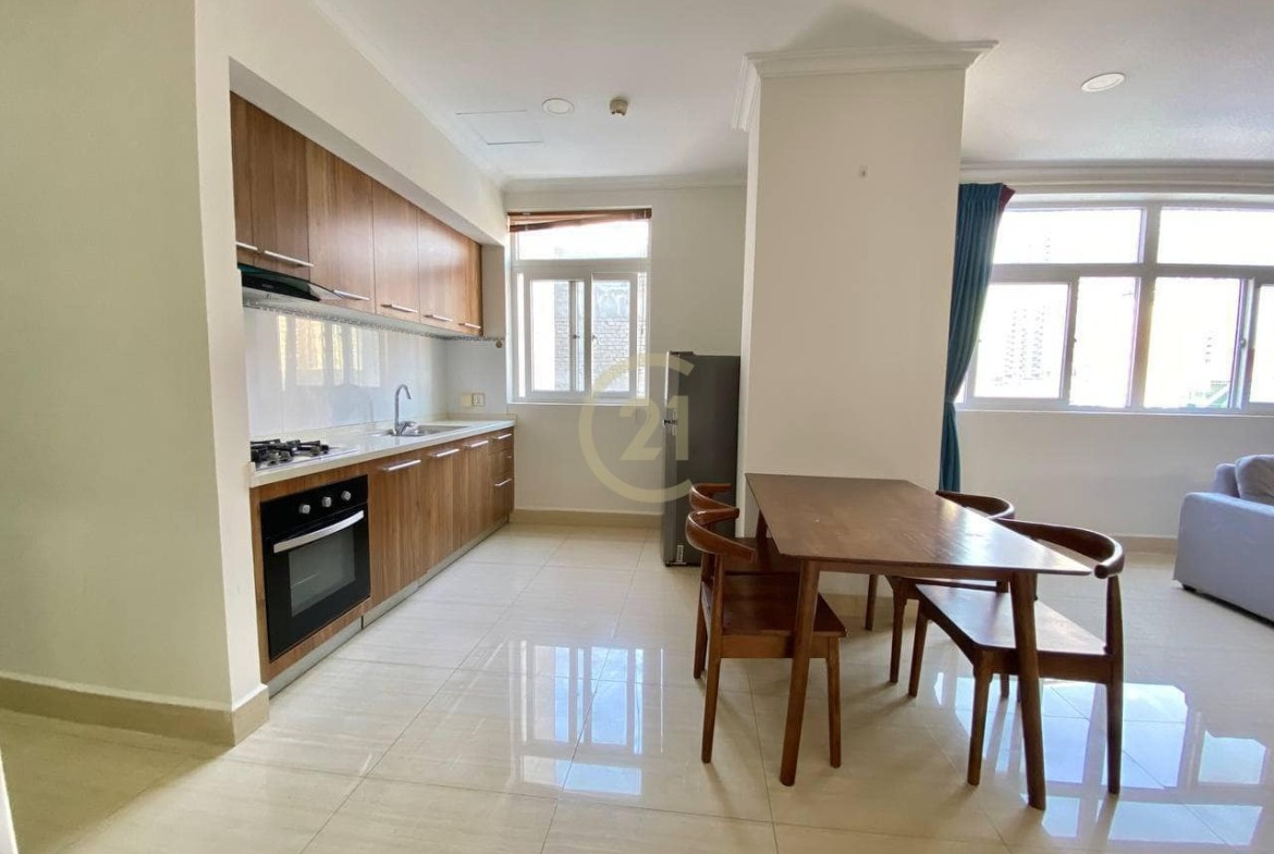 MODERN THREE BEDROOM FOR RENT