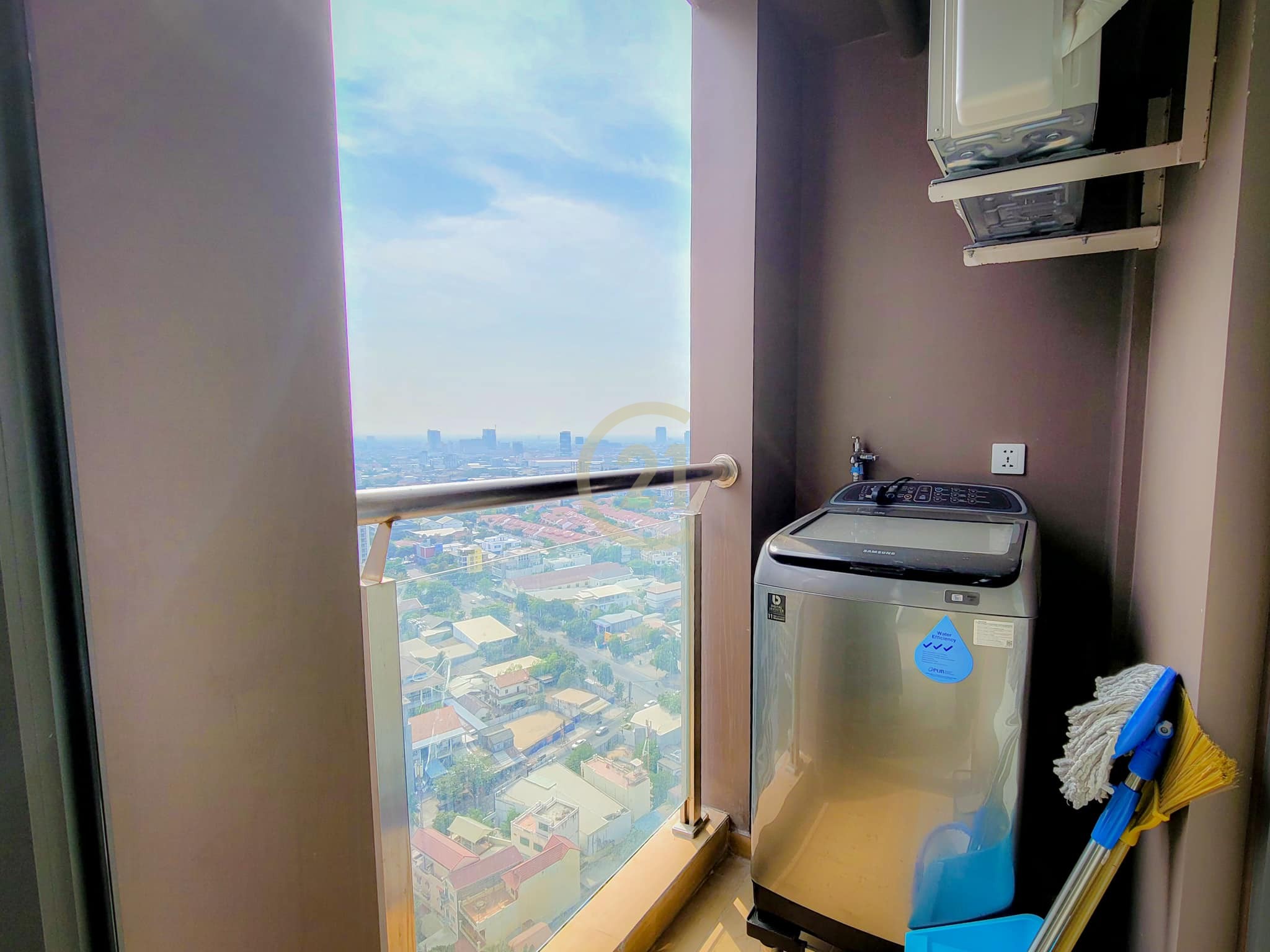 Modern 1BR Condo for rent at TK