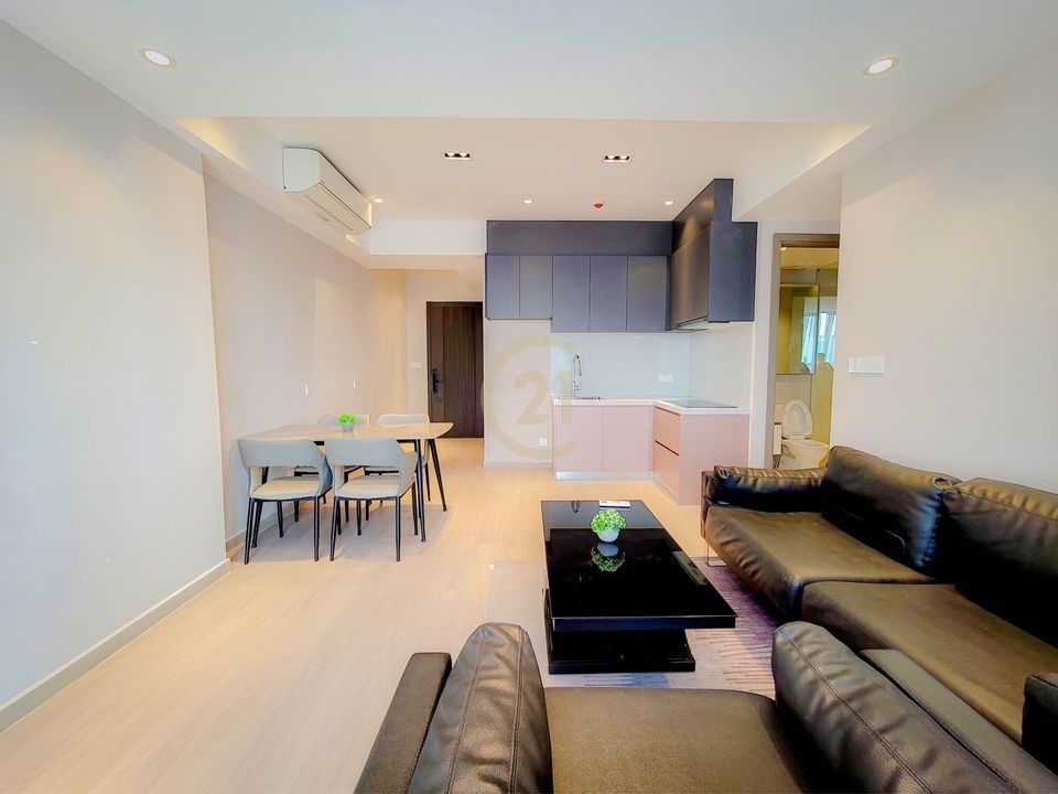 LUXERY THREE BEDROOM FOR RENT