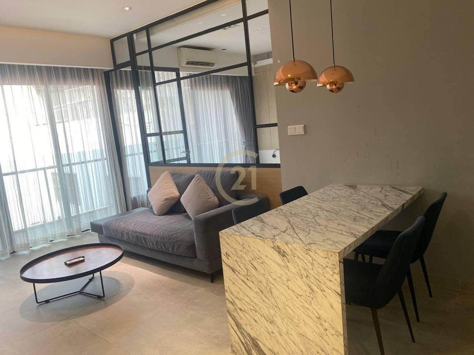 MODERN ONE BEDROOM FOR RENT
