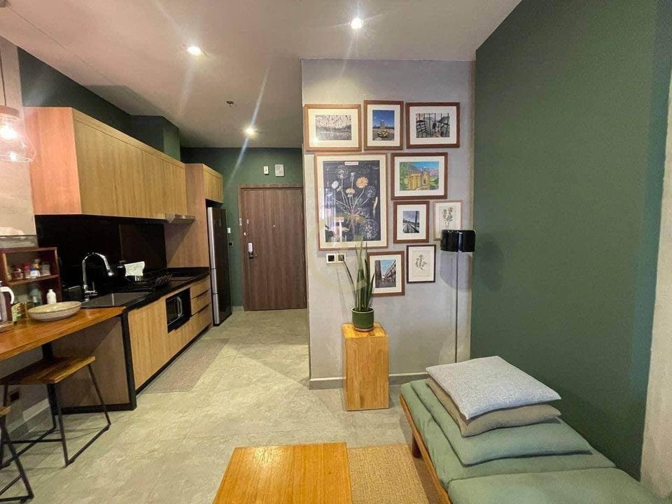 WESTERN ONE BEDROOM FOR RENT