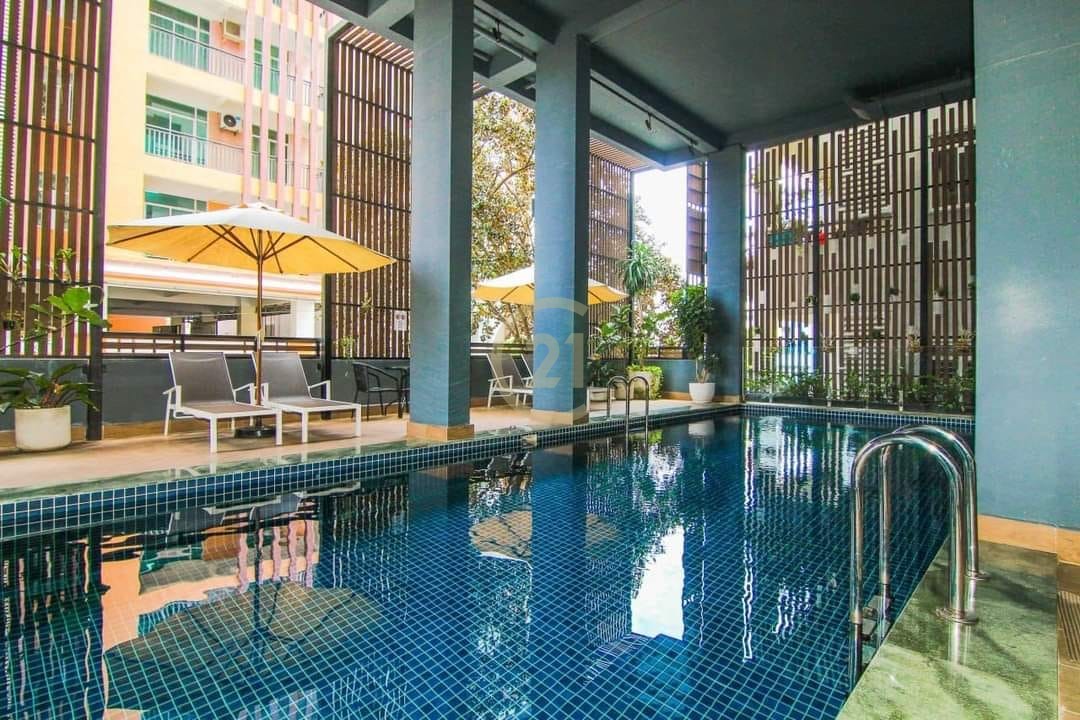 Modern 1 Bed Duplex for rent At TTP